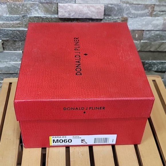 Donald J Pliner Women's Kara-RM Ankle Boot - Picture 8 of 11